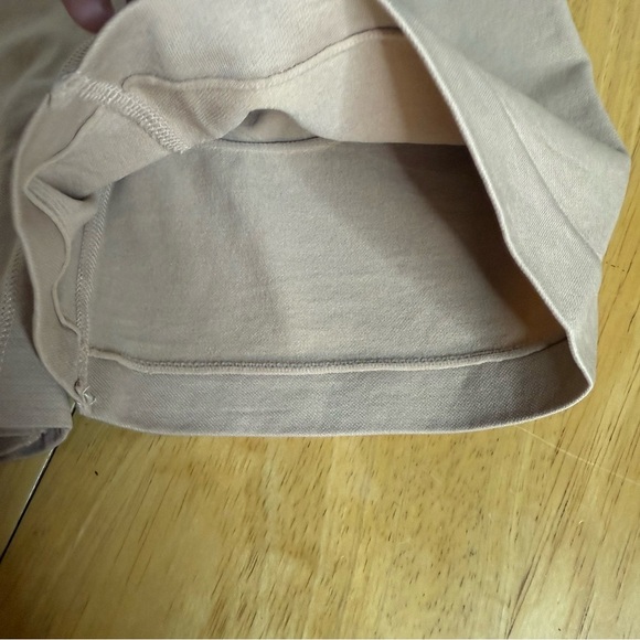 Gloria Vanderbilt Women’s Shapewear High Waist Short Up Tan Color 1X - Picture 6 of 6